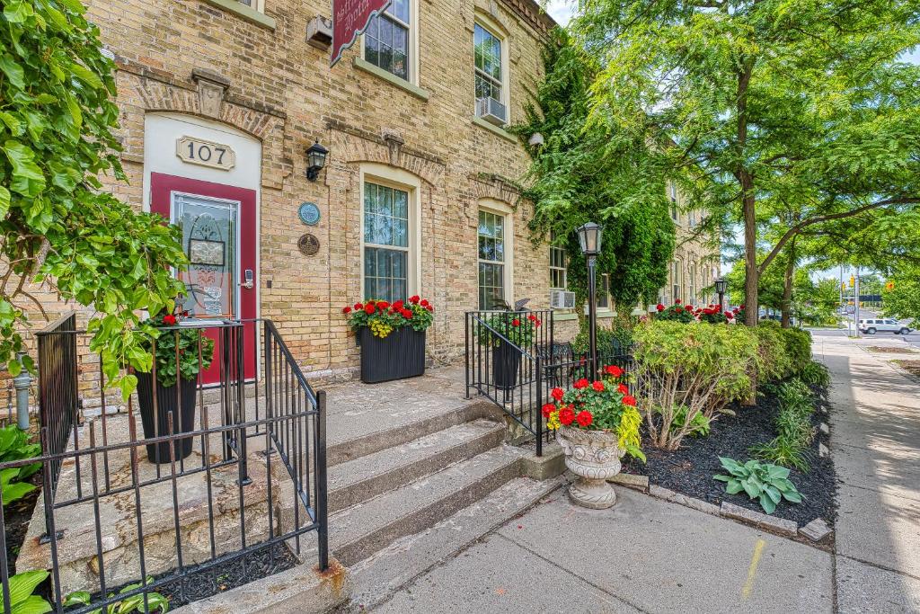 Canadian Dairy XPO - 705172408